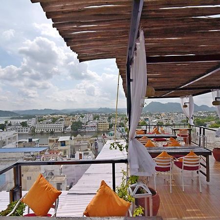 Hotel Banjara Heritage Udaipur Exterior foto