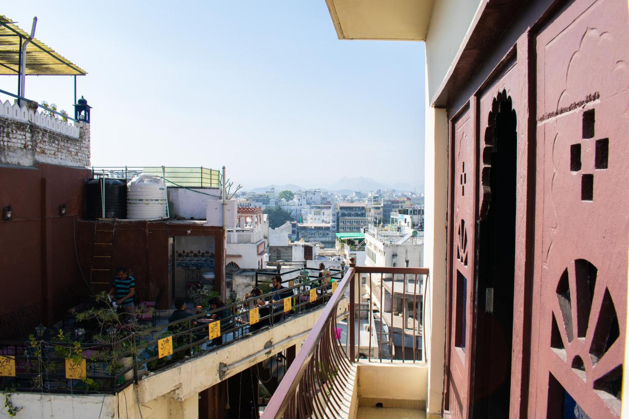 Hotel Banjara Heritage Udaipur Exterior foto